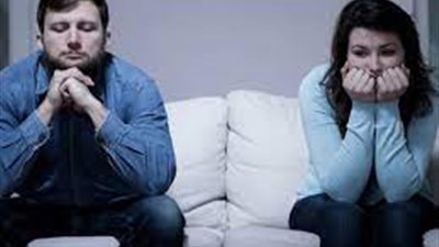 زوجي نصف حصان وأخرى: رائحته كريهة.. كيف أوصلتهن العلاقة الحميمية للطلاق؟