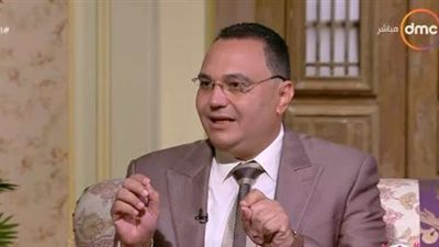 وليد هندي: النساء أكثر تصديقًا للمنجمين وبحثًا عن الأبراج