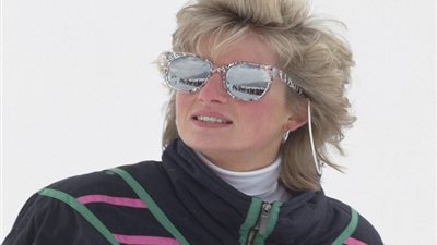 «أميرة هذا العام».. استوحي إطلالتك الشتوية من دولاب الأميرة ديانا