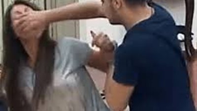 القضاء ينقذ زوجة من «مفترس» كسر إصبعها وقضم ذراعها  