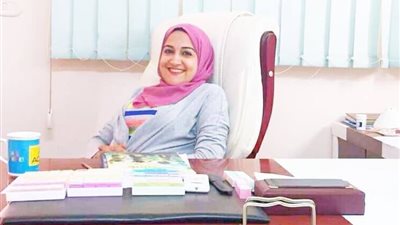 أخصائية نفسية: الأم تكسب الطفل صفة العناد وهو جنين