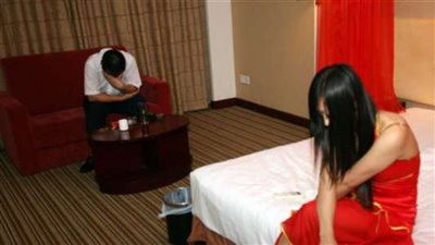 تفاصيل مثيرة في واقعة ضبط شاب وفتاة داخل شقة مشبوهة بعين شمس