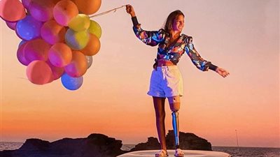 رانيا حماد.. مصممة أزياء مصرية تلهم النساء بعد قطع ساقها| صور