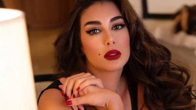 غير «أبو هشيمة».. ياسمين صبري تكشف عن اسم بيضحكها