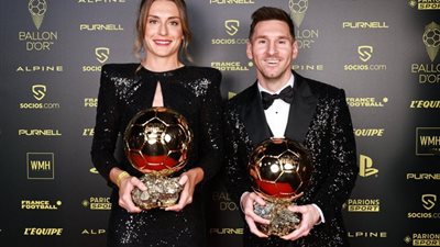 أفضل لاعبة في العالم تُطالب بمرافق رياضية للكرة النسائية