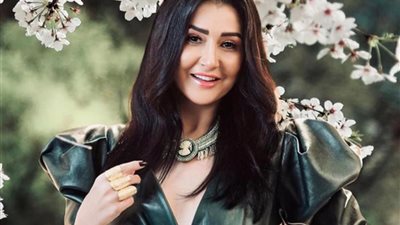 آخرهم «غادة عبد الرازق ومنة فضالي».. فنانون ندموا على العمل بالفن