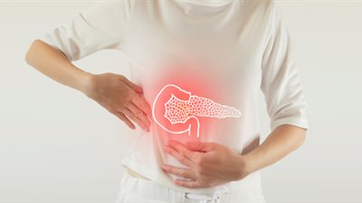 بعد مرض مي عز الدين بها.. ماذا تعرفين عن كريزة المرارة وأعراضها؟