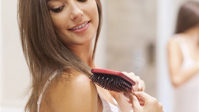 تخلصي من قشرة الشتاء المزعجة بهذه الطريقة المدهشة