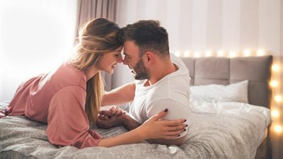 «مسكن للآلام وحارق للدهون».. فوائد الجماع الصباحي للنساء