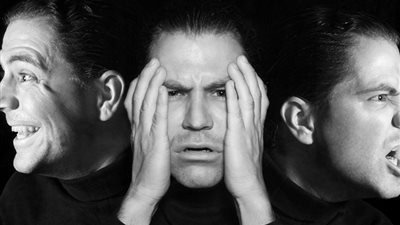 «يرتدي جلبابًا ويتقمص دور جزار».. انفصام الشخصية دفعه لخنق زوجته