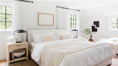 زي الفنادق.. رتبي مخدات السرير بطريقة أنيقة ومريحة| صور