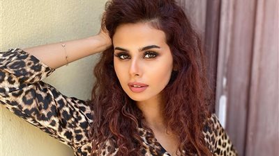 المثيرة للجدل.. كيف تصدرت منه عرفة تريندات 2021