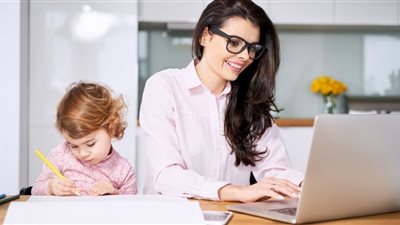 مفيدة للمطلقات.. أفكار مدهشة لمشروعات مربحة من المنزل