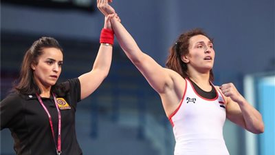 سمر حمزة تشارك في بطولة العالم للمصارعة بإيطاليا على نفقتها الخاصة