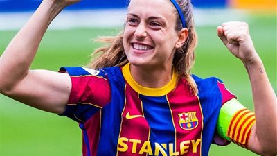 إليكسيا بوتياس وإيما هايز الأفضل في «ذا بيست».. التفاصيل