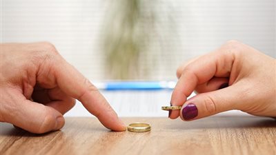 هل ندمت المطلقات بعد الانفصال؟.. حكايات السوشيال ميديا تكشف الإجابة