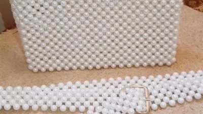 «منال جلال».. موهبة جديدة في فن تصميم الحقائب والإكسسوارات