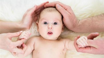 أم لأول مرة.. عناصر طبيعية لحماية بشرة الرضيع من الالتهاب