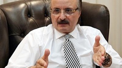 مدير مستشفى السموم يُطالب بحظر تداول حبة القمح بين الفلاحين