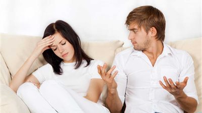 أسباب تدفعك لحب السيطرة على زوجك وتشعل الخلافات بينكما