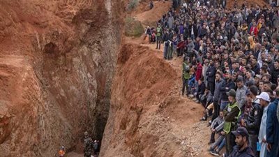 أخيرا.. الوصول إلى الطفل ريان.. وفريق طبي دخل لانتشاله