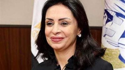 ترجمة جهود القضاء على ختان الإناث للإنجليزية والفرنسية وإرسالها إلى الاتحاد الإفريقي