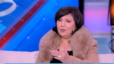 قنابل عايدة رياض: محرم فؤاد ضربني وقفل عليا.. وأحمد بدير مش شقي| فيديو