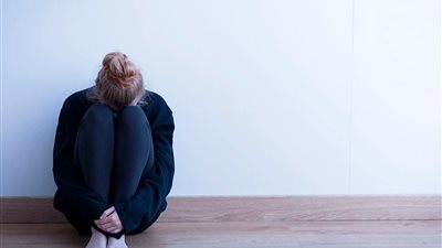 بعد حادثة فتاة شبرا.. خبراء: هذه العلامات تدل على اقترابك من الانتحار