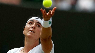 التونسية أنس جابر تتأهل إلى ربع نهائي بطولة دبي للتنس