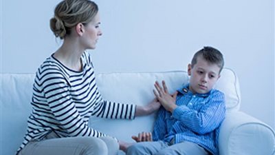 للأمهات.. كيف تتعاملين مع الطفل المصاب بالتوحد «اقبليه كما هو»