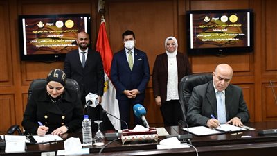 وزير الشباب والرياضة يشهد إطلاق مبادرة «مصر بتجمع مليون كتاب»