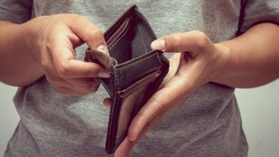 خبيرة طاقة: الدين يوقف الرزق وهذا أفضل وقت للمطالبة به