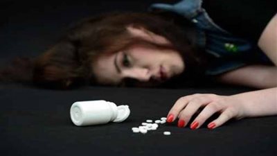 الصغيرة تنهي حياتها بحبة غلال اعتراضًا على خلافات أبويها