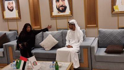 أمينة الفيفا فاطمة سامورا تزور الاتحاد الإماراتي لكرة القدم| صور