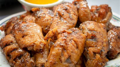 مقادير وطريقة عمل الدجاج المشوي بالكولا.. «أكلة جديدة وغريبة»