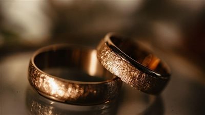 حُكم الزواج العرفي بشاهد واحد.. «الإفتاء» تُجيب 