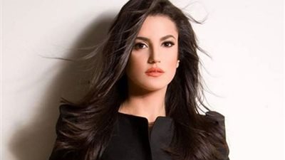 «درة ومنة فضالي ودينا فؤاد».. أبرز المكرمات بمهرجان إنترناشيونال فاشون أورد