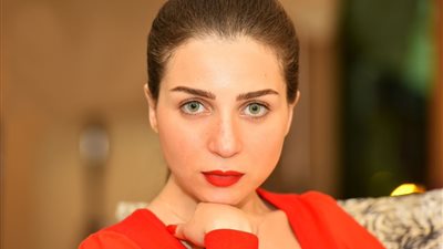 حقيقة خروج مي عز الدين من السباق الرمضاني