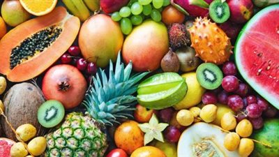 أسعار الفاكهة اليوم الجمعة في الأسواق.. الليمون أضاليا بـ6 جنيهات