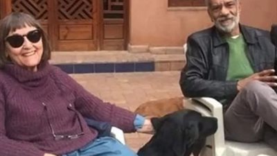 «خلف الكواليس مع أبو العروسة» سيد رجب يرد على ادعاءات طليقته بطردها