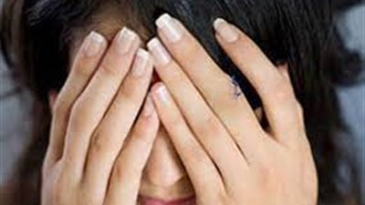 «سفيرة إبليس» استغلت سفر زوجها وباعت جسدها بـ 900 جنيه في الليلة