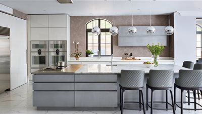 أهمها تحديد الميزانية واستغلال المساحة.. دليلك لاختيار أحدث تصميم لمطبخك