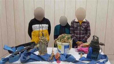 ضبط زعيمة عصابة البحث عن كنوز الأجداد أسفل منزل بالمعصرة