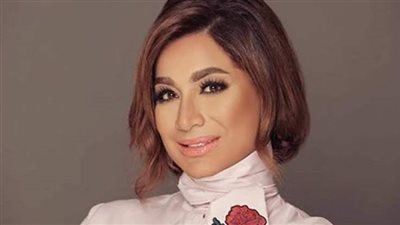 حشمة وأناقة بسمة وهبي حديث رواد السوشيال ميديا في العرافة 2022