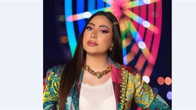 «البليزر الرمضاني».. استوحي إطلالة سحورك من المطربة بوسي