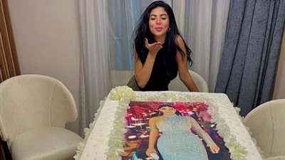 «بإطلالة جريئة» كارولين عزمي تخطف الأنظار بالتايجر في عيد ميلادها.. صور