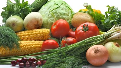 أسعار الخضار في الأسواق اليوم الأربعاء.. «البامية مولعة»