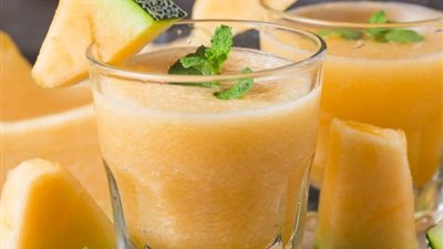 طريقة تحضير سموذي الشمام بالليمون المنعش