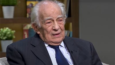 رشوان توفيق لـ«هير نيوز»: فرحان بشائعة وفاتي ومش بخاف من الموت