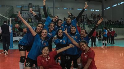 سيدات طائرة الأهلي في نصف نهائي بطولة أفريقيا بعد الفوز على القليبي التونسي